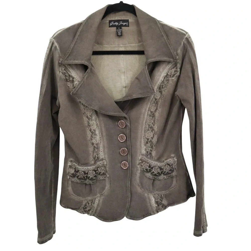 Gretty Zueger this jacket