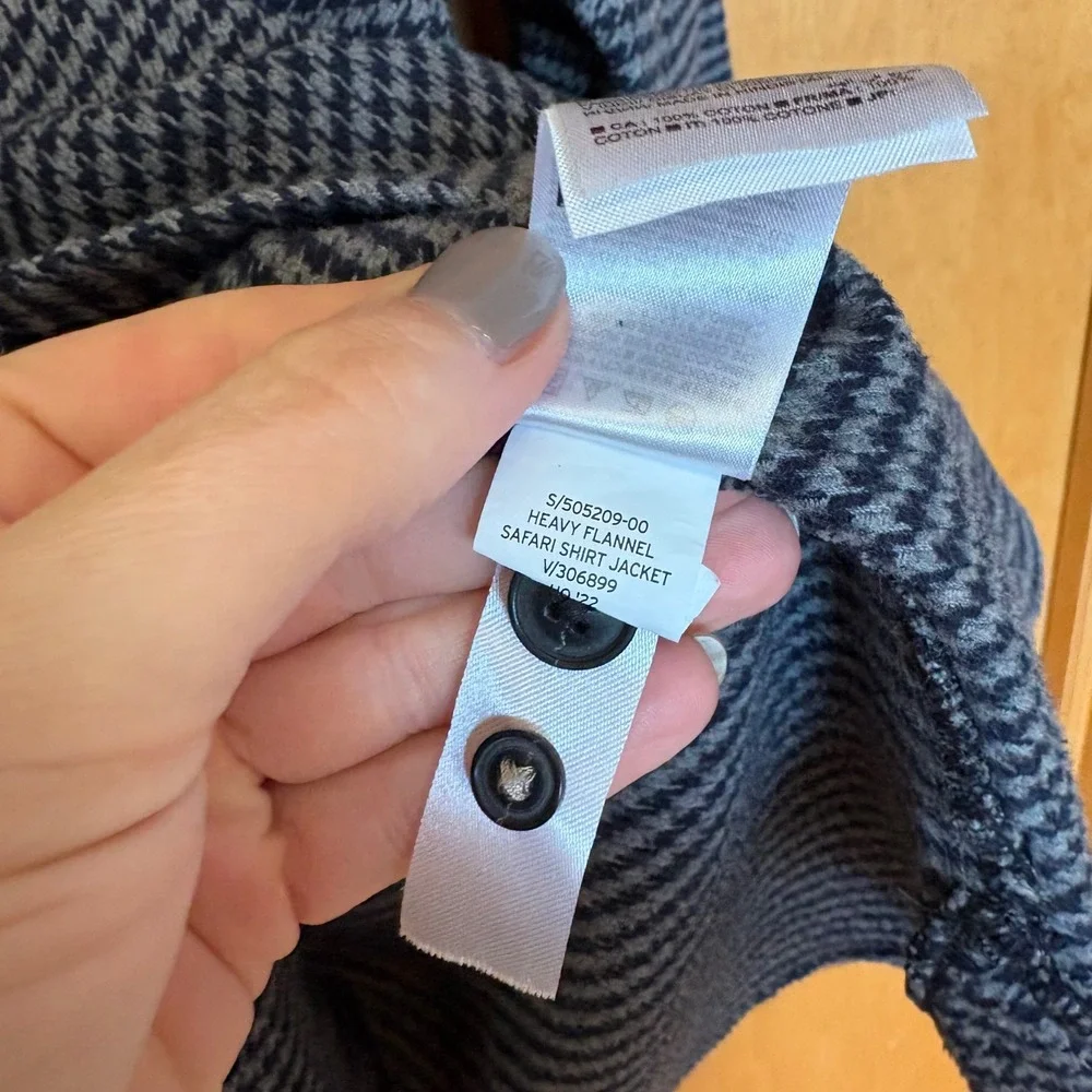 Banana Republic wrap yourself