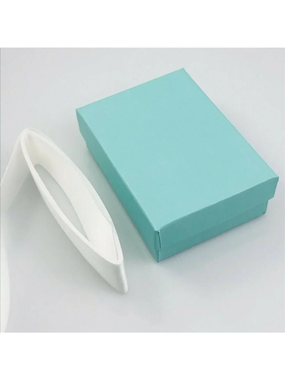Tiffany & Co. guaranteed 100%