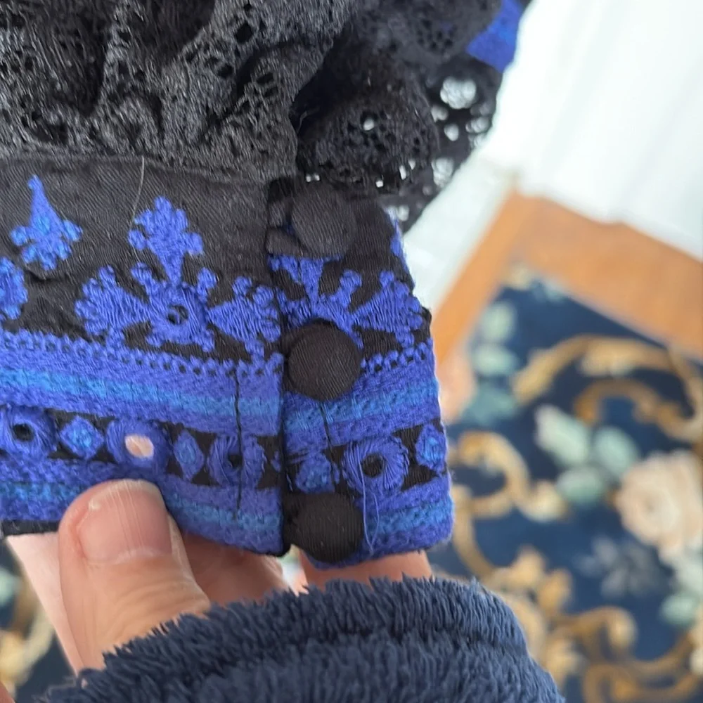 Free People gorgeous puff