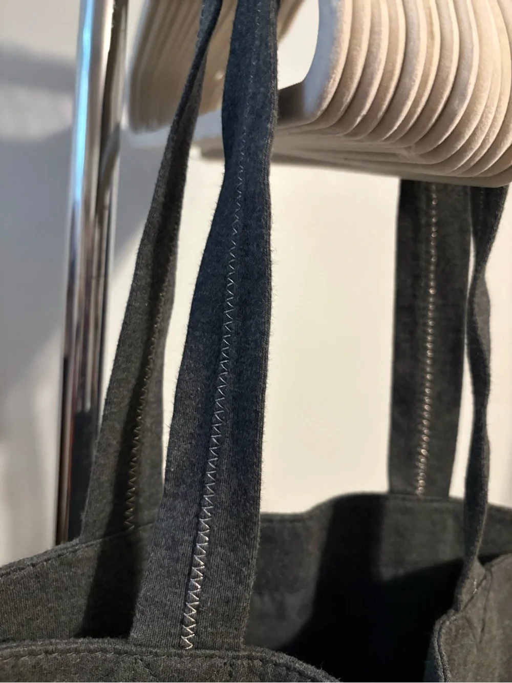 Aeropostale sturdy canvas