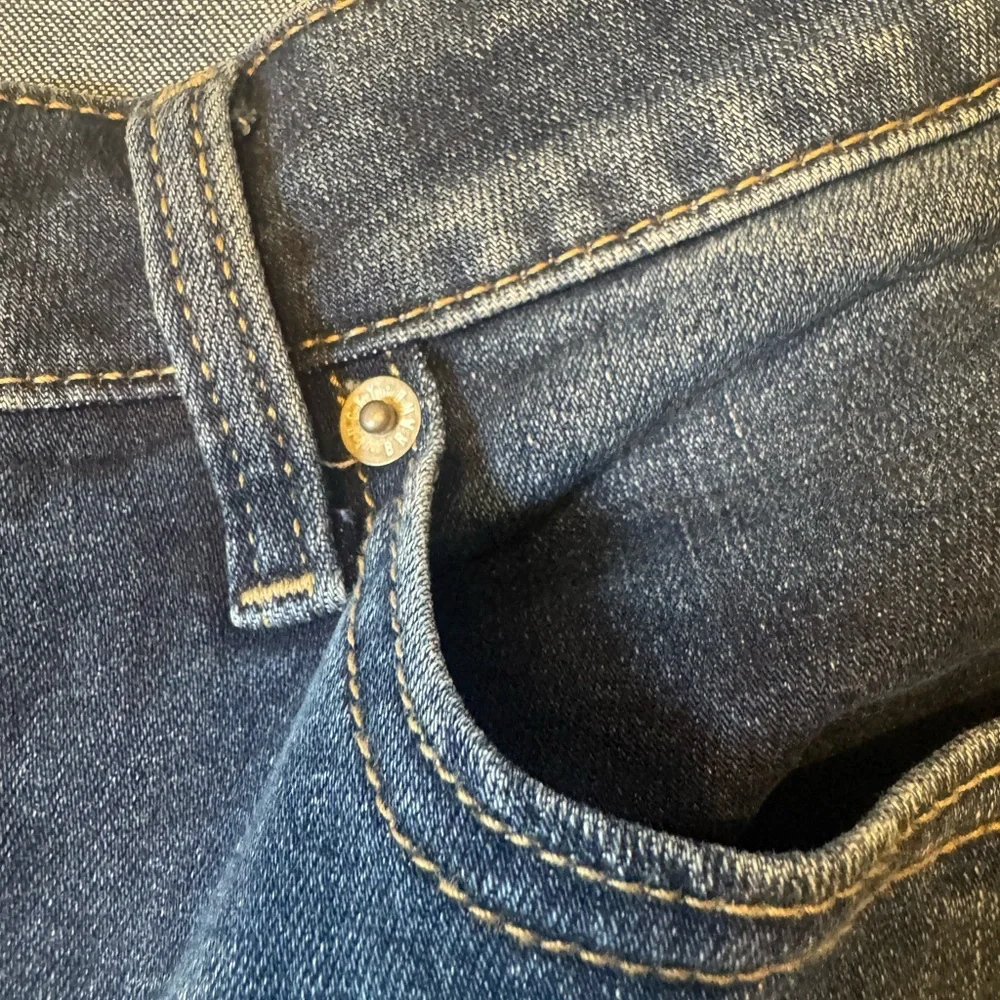 Lucky Brand Dark Blue Flare Jeans size 10‎