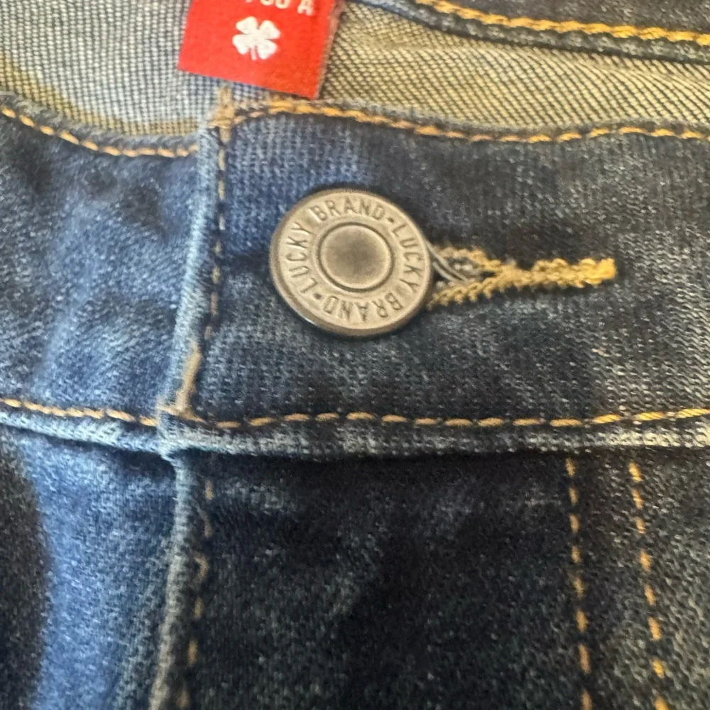 Lucky Brand Dark Blue Flare Jeans size 10‎