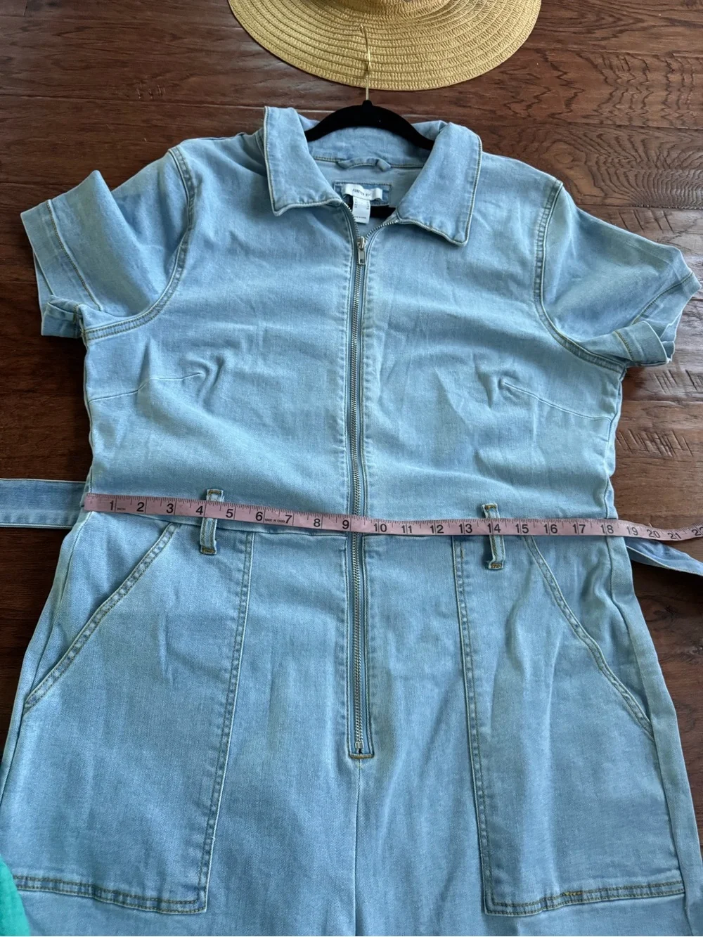 Forever 21 lightwash blue