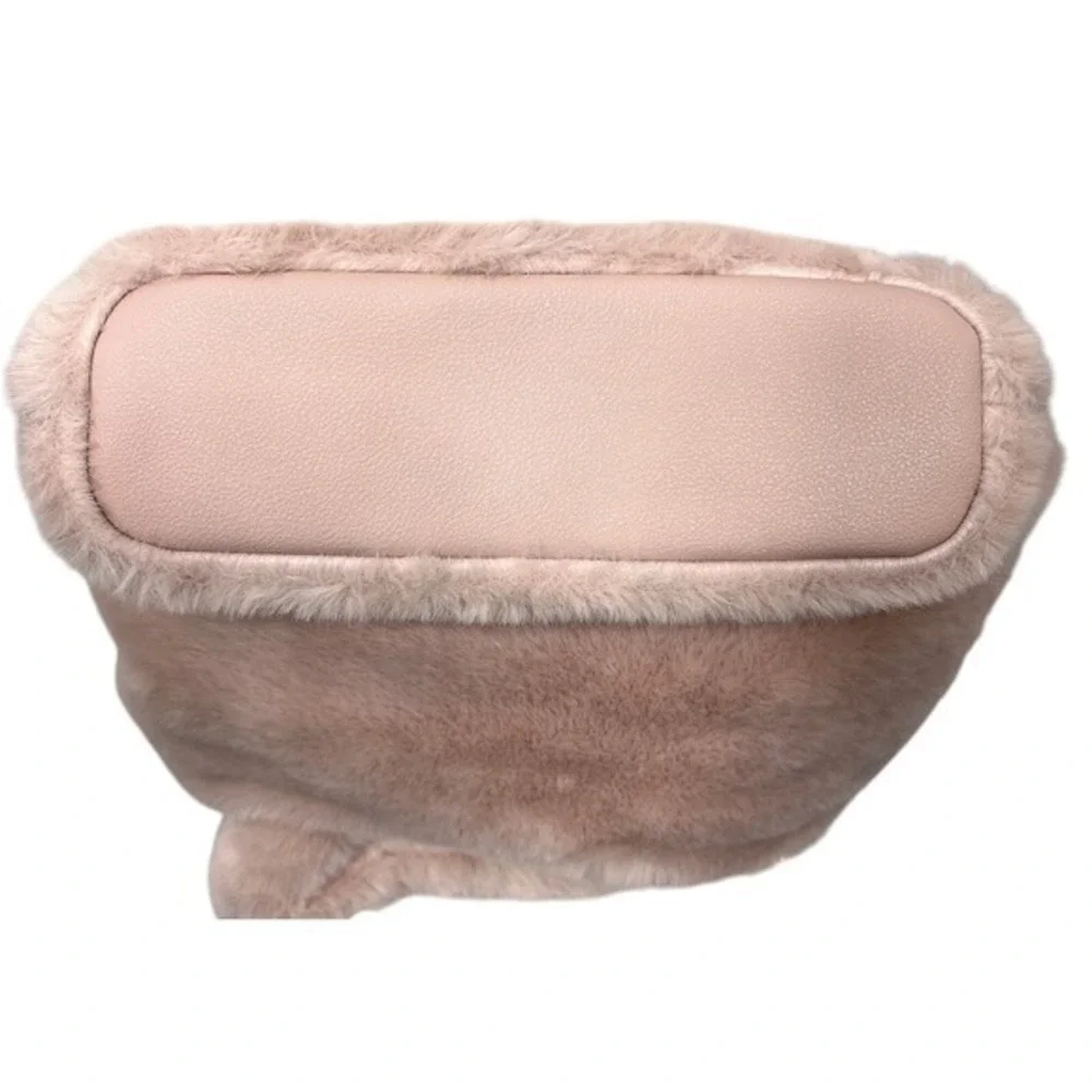 Juicy Couture retro fur owned