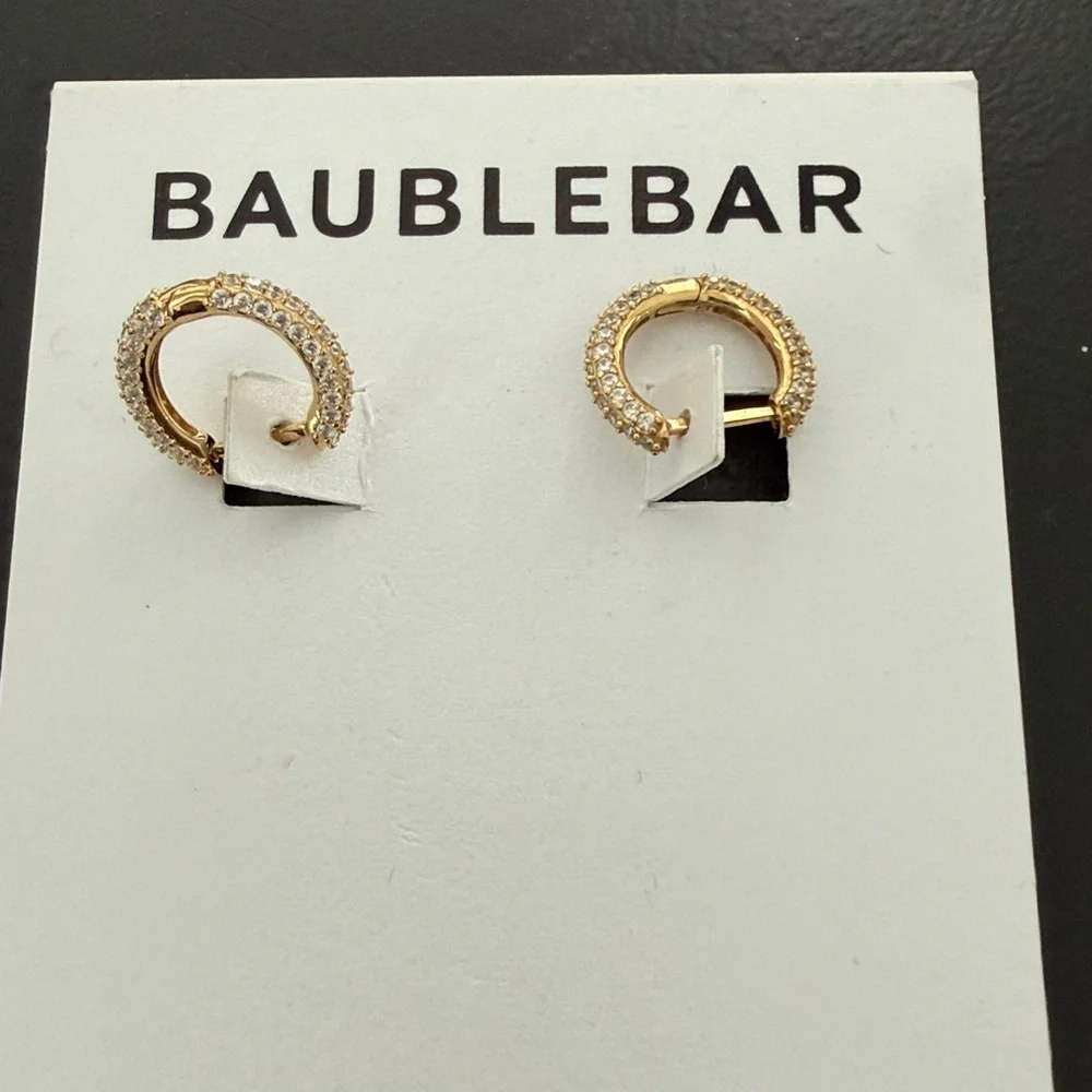 BaubleBar nwt ships