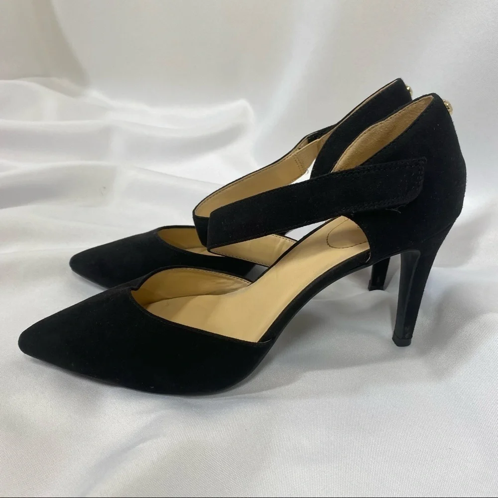 Liz Claiborne couple smudges