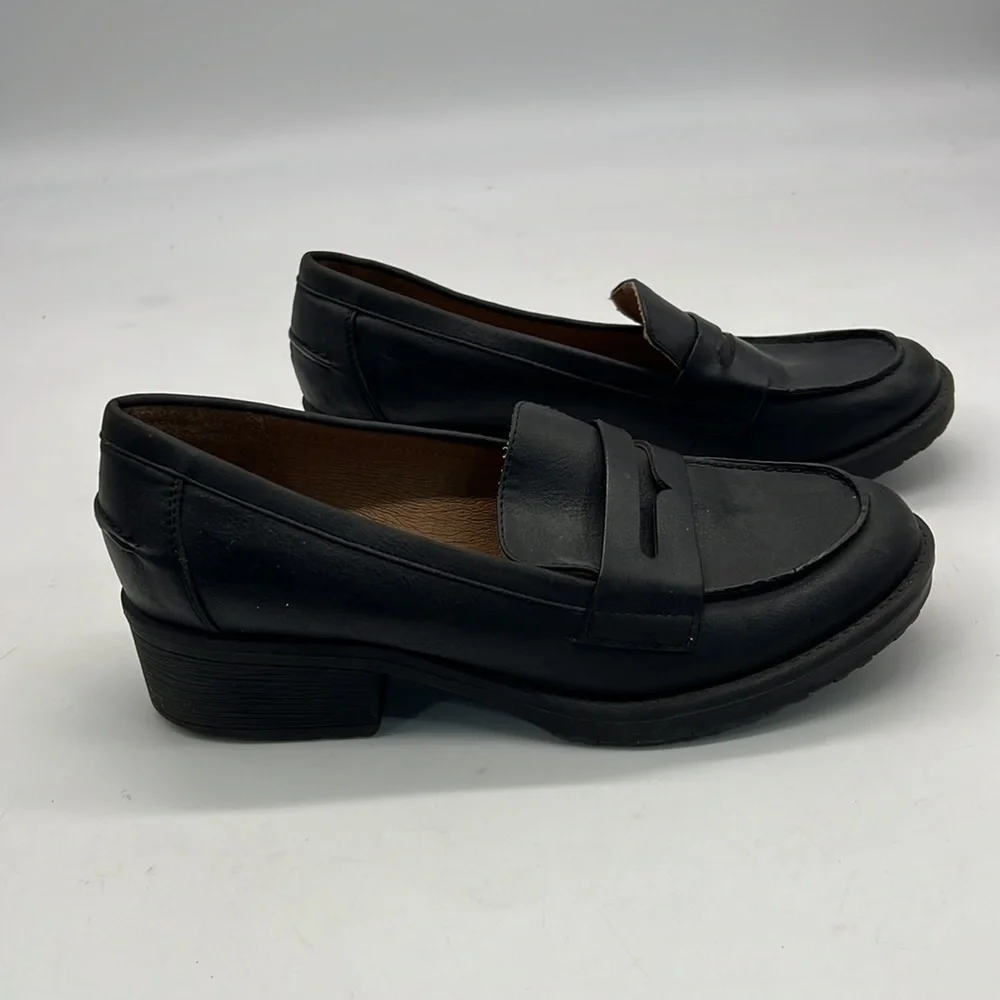 BareTraps black leather