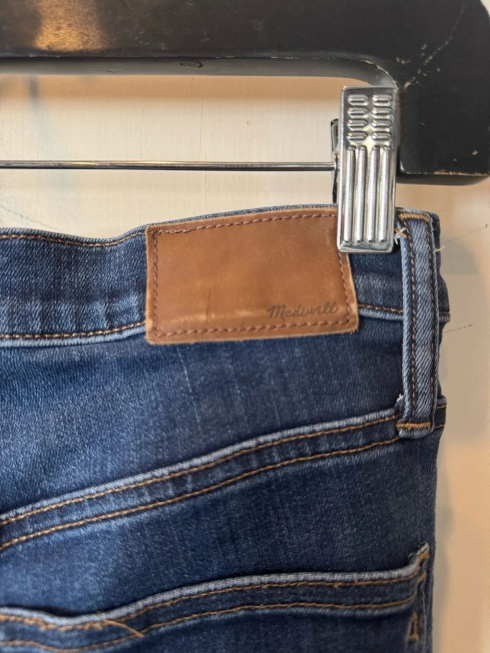 Madewell High-Rise Skinny Jeans in Dark Blue Wash