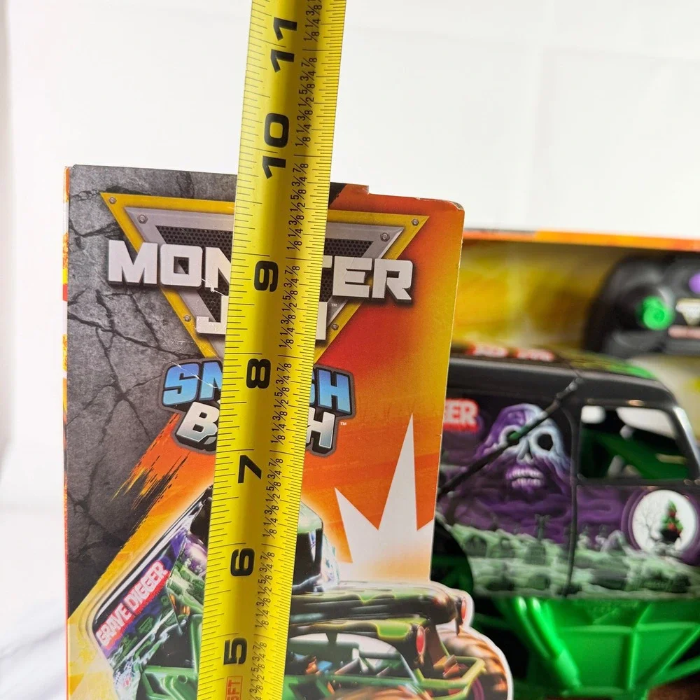 Monster Jam official monster