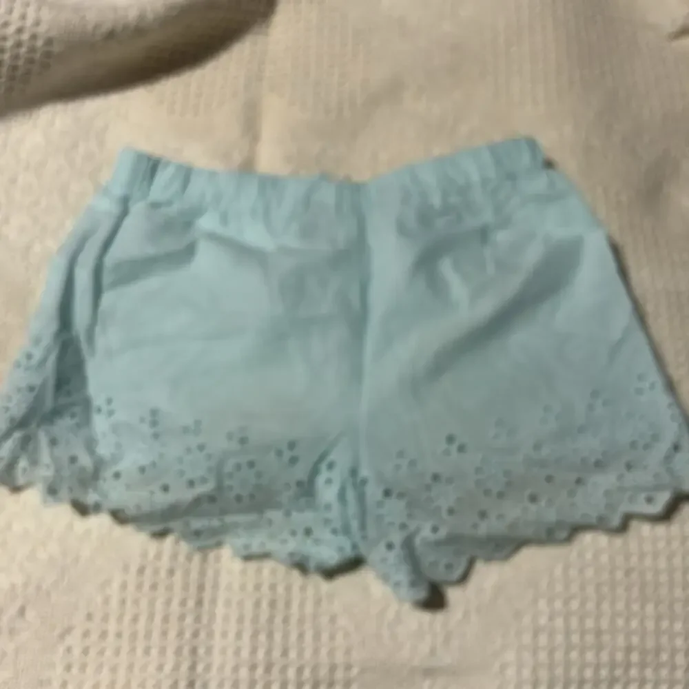 ralph Lauren 5 save green elastic waste shorts fully lined eyelet hemline euc
