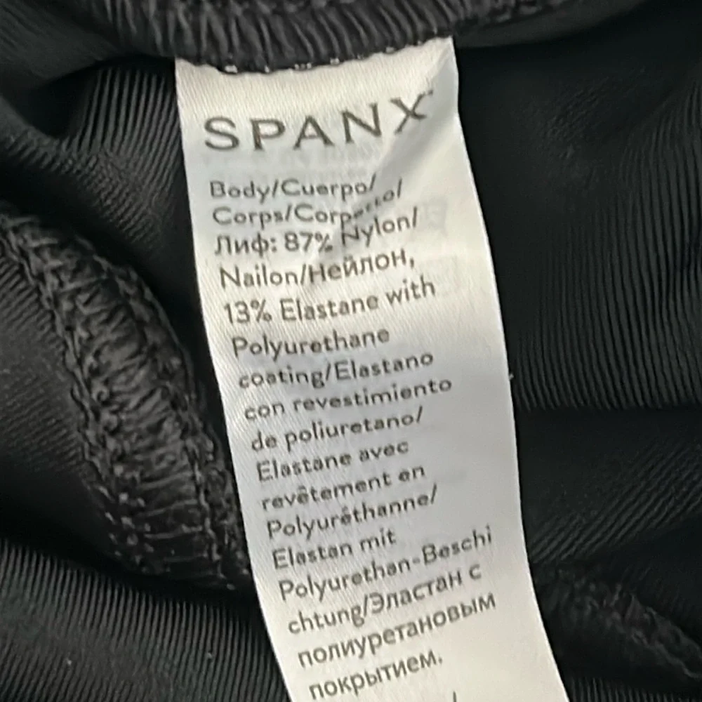 SPANX nwt faux
