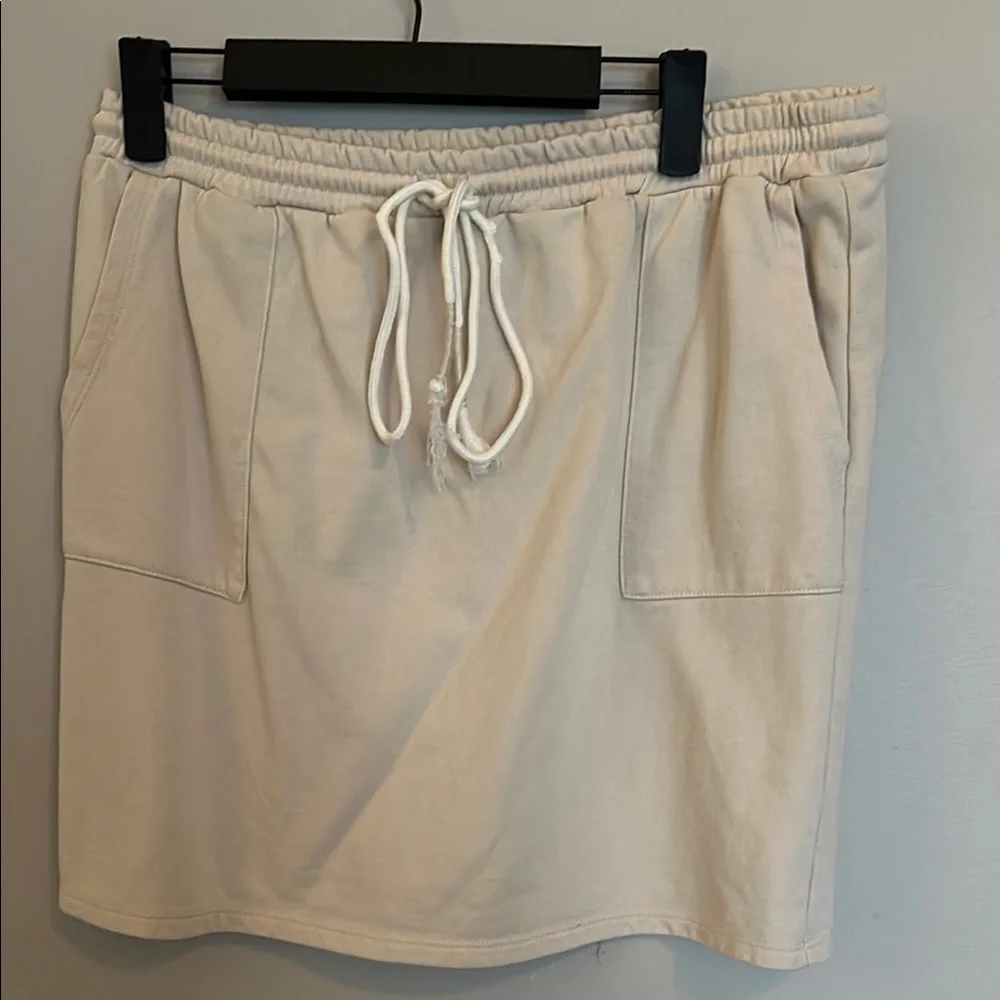 Hem & Thread Drawstring Skirt