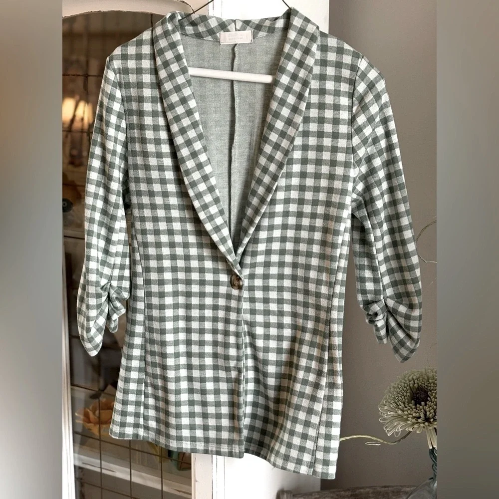 Altard State preppy look