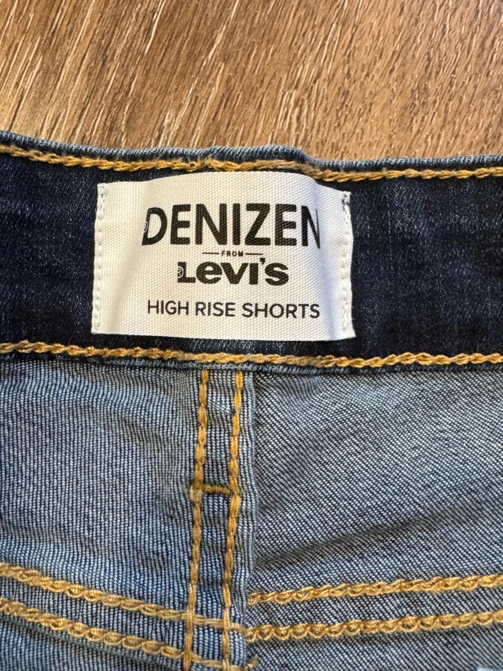 Levis sizing fabric