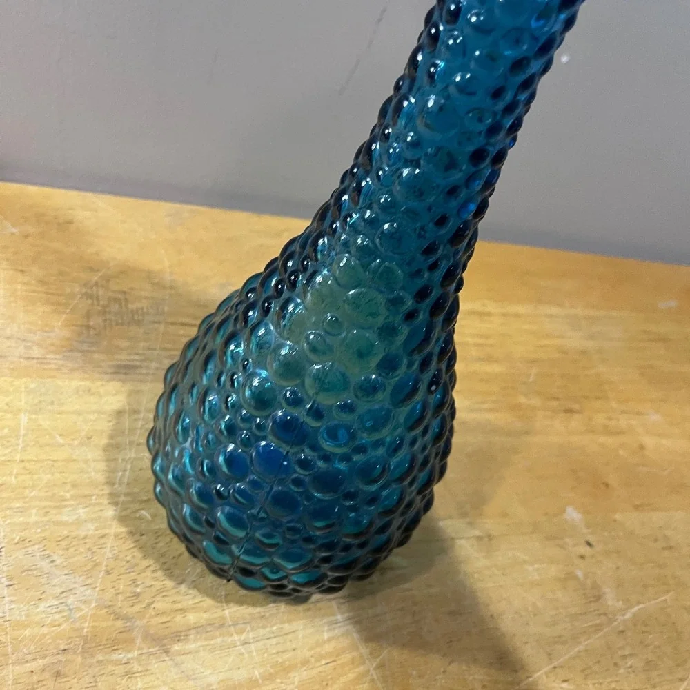 Empoli vibrant teal