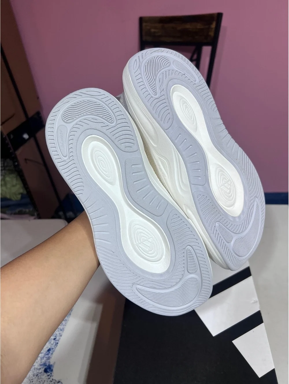 adidas these cloudfoam