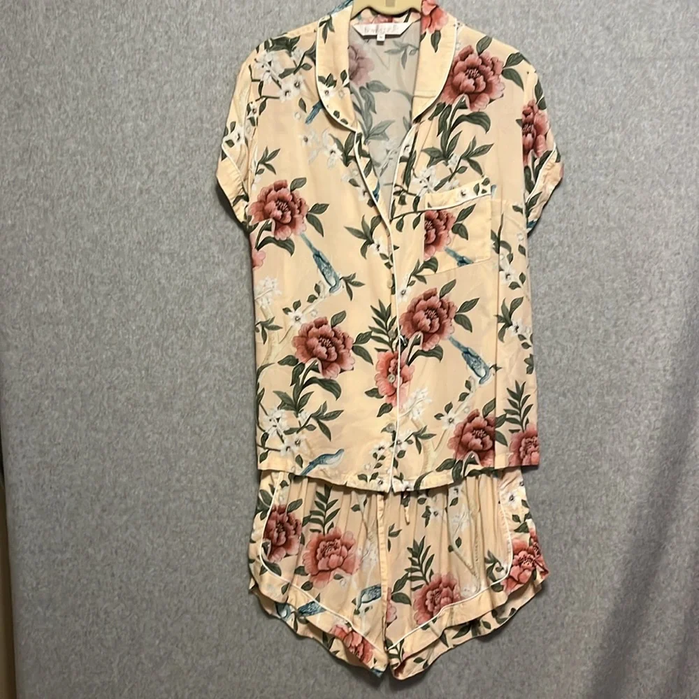 Homebodii natice short