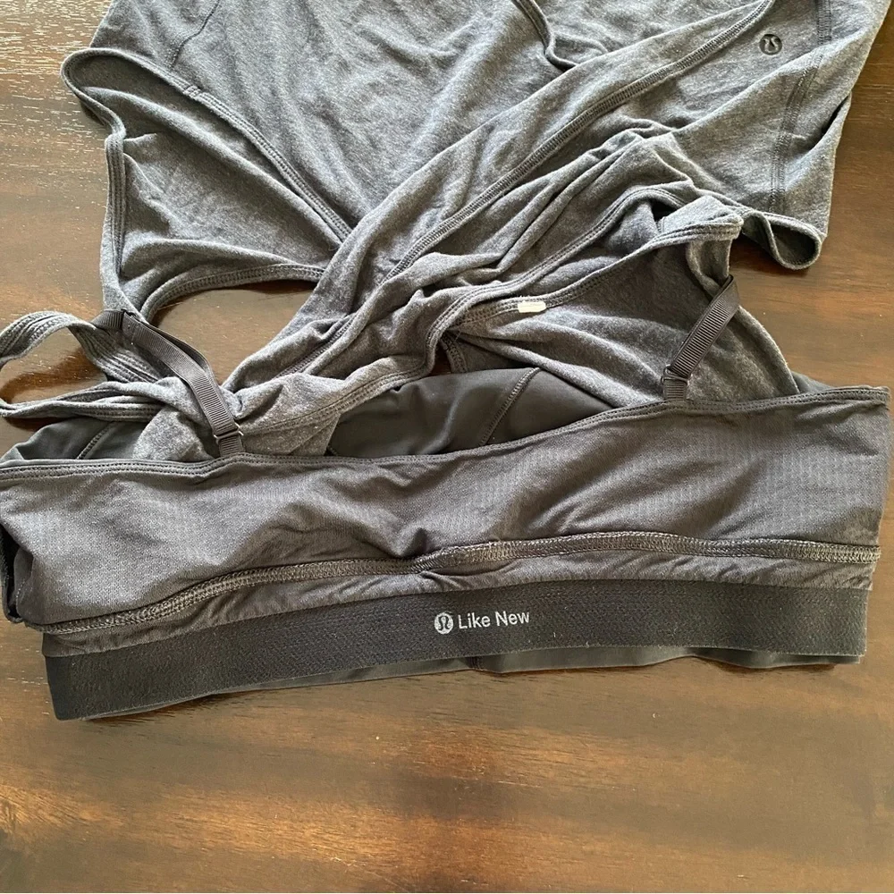lululemon athletica size tag