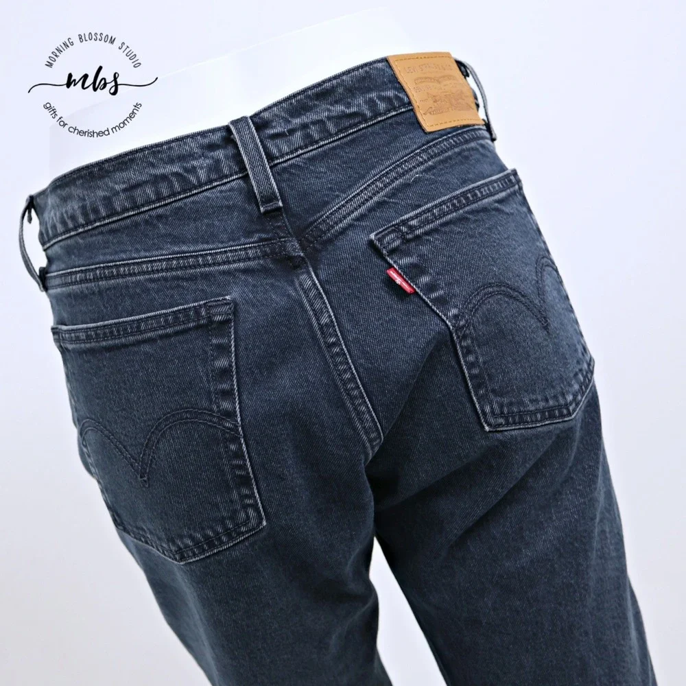 Levis women size
