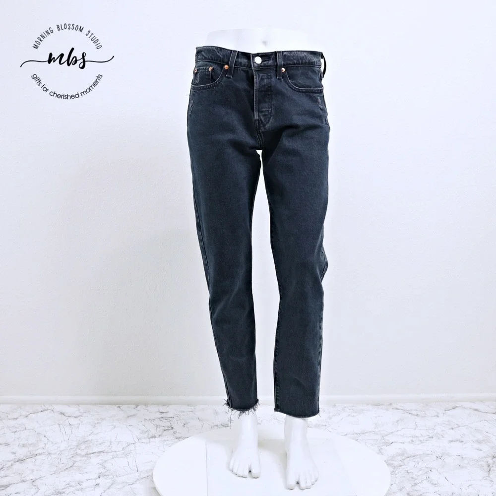 Levis women size