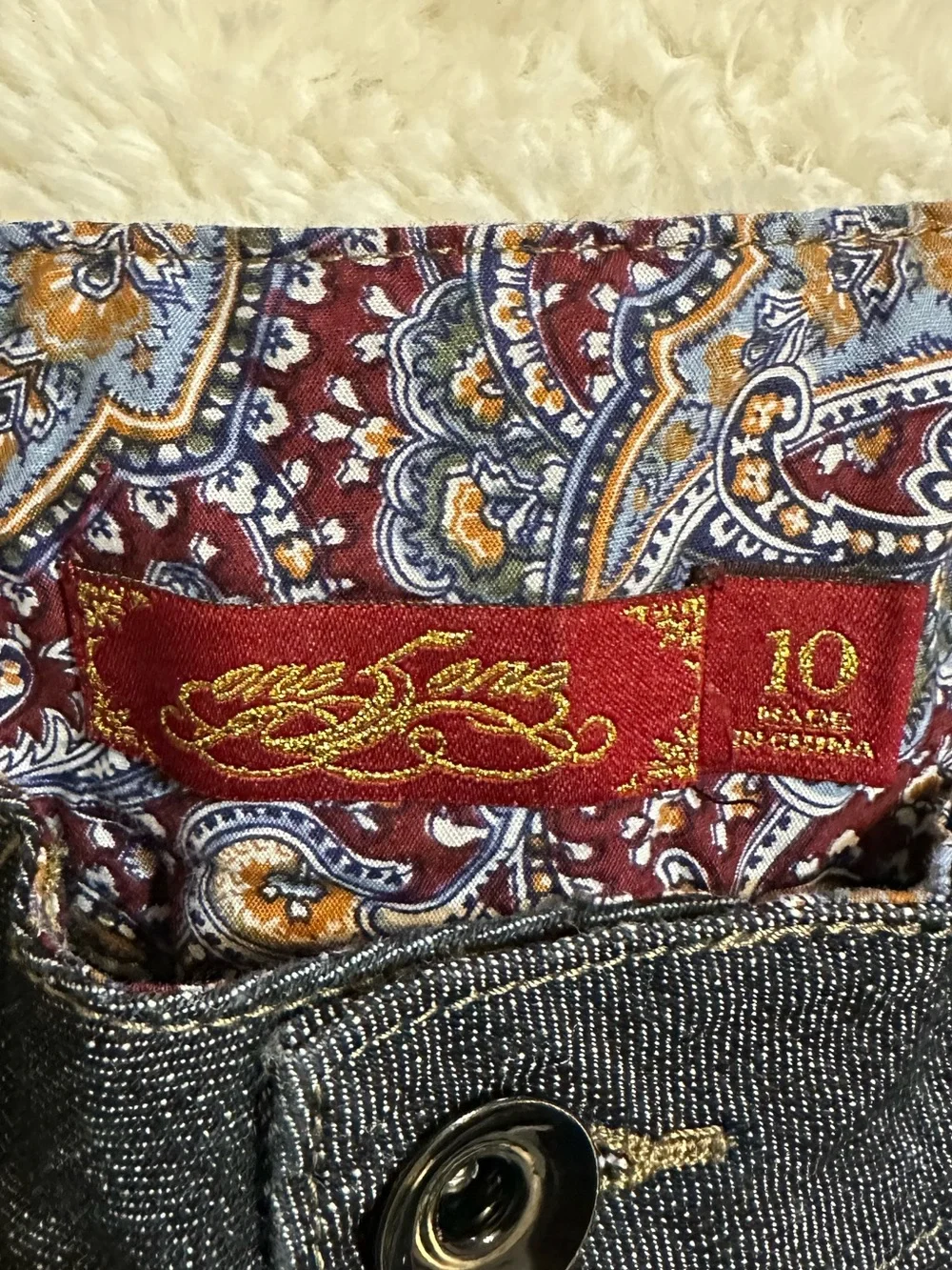 One 5 One Dark Wash Denim Shorts Size 10 Cuffed Stretch 4.5” Inseam