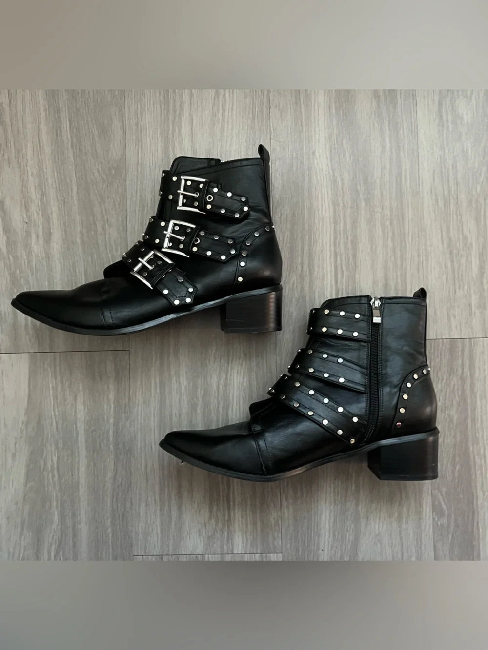 City Chic Zeta Studded Buckle Moto Western Ankle Boots Black Pointed Toe EU 42