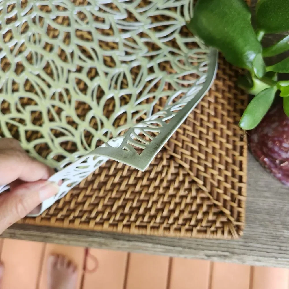 Chrysanthemum silver placemats