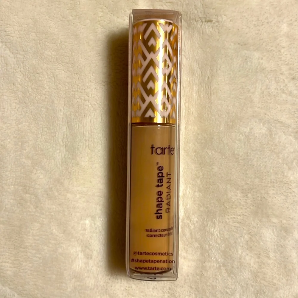 TARTE. Shape Tape Radiant Concealer. 29N. Light Medium. 0.33 oz