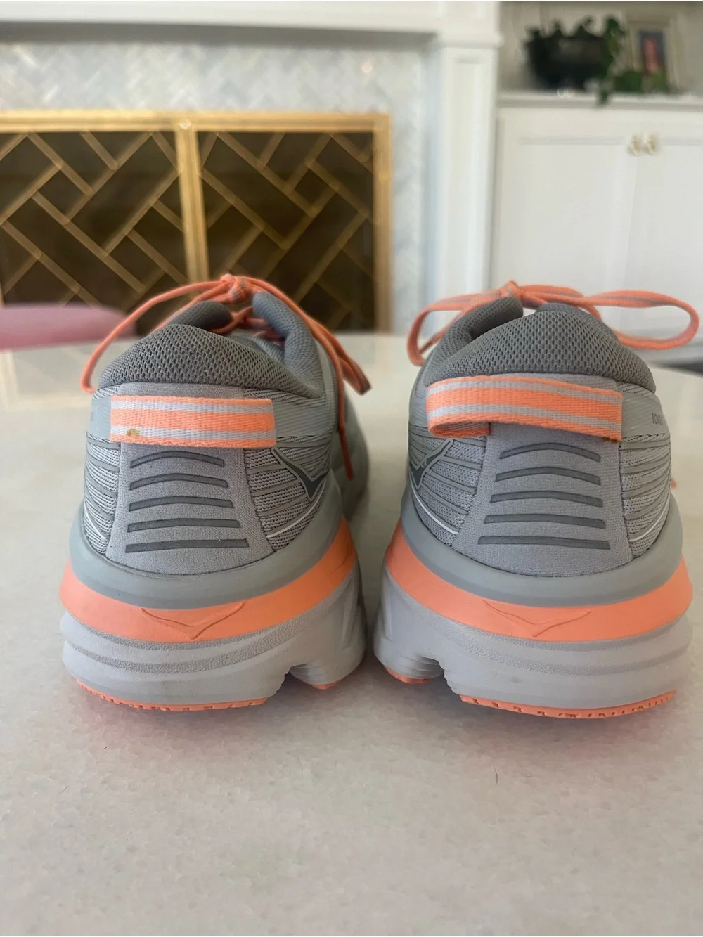 Hoka One One hoka bondi