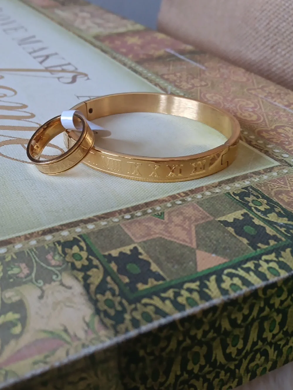 18K Gold plated bracelet Roman numeral bracelet  ring set 2 Pieces Size 9 N 8