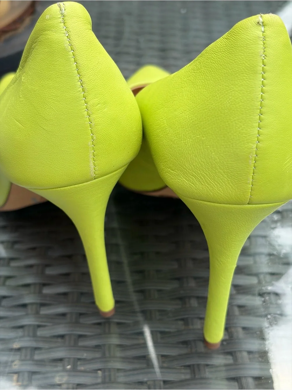 Vince Camuto new approximately silhouette