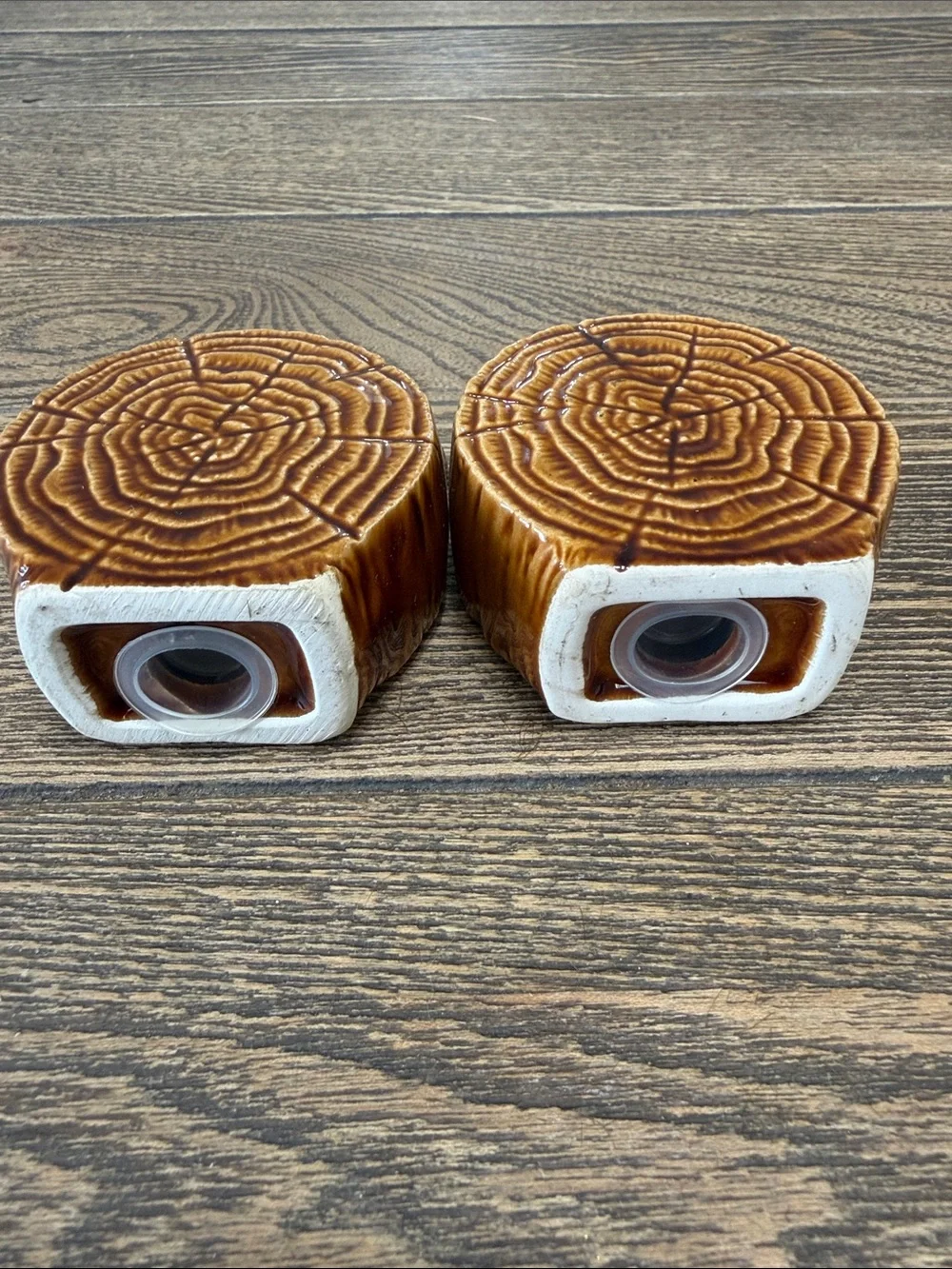 N/A pair brown