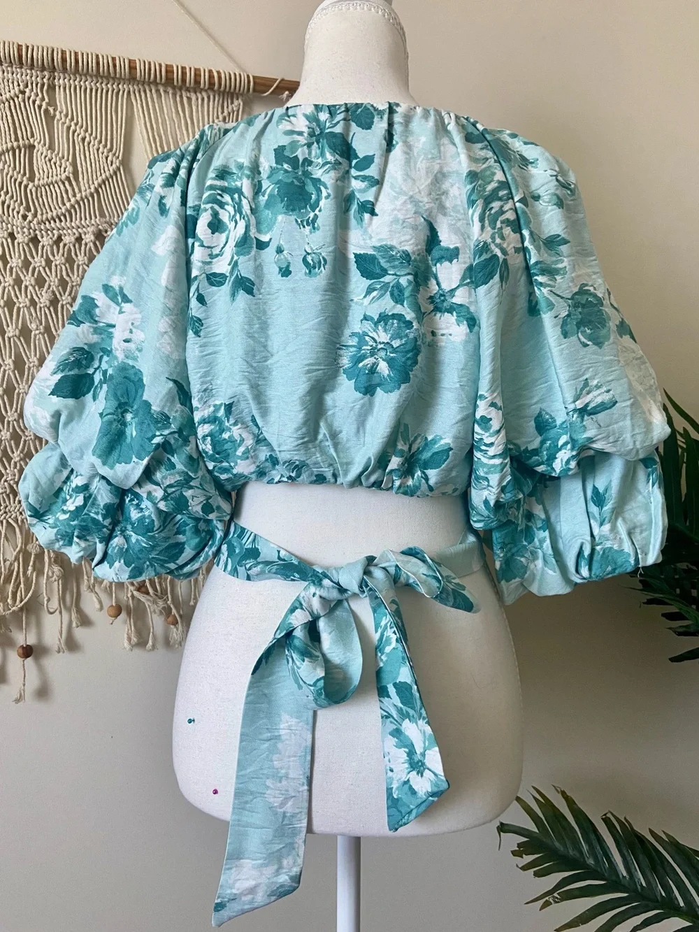 DO+BE nwt mint