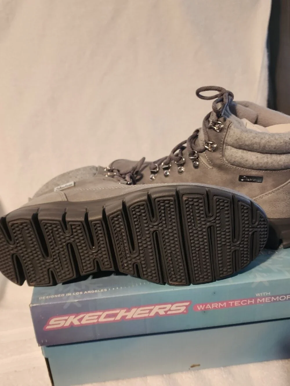 Skechers durable suede