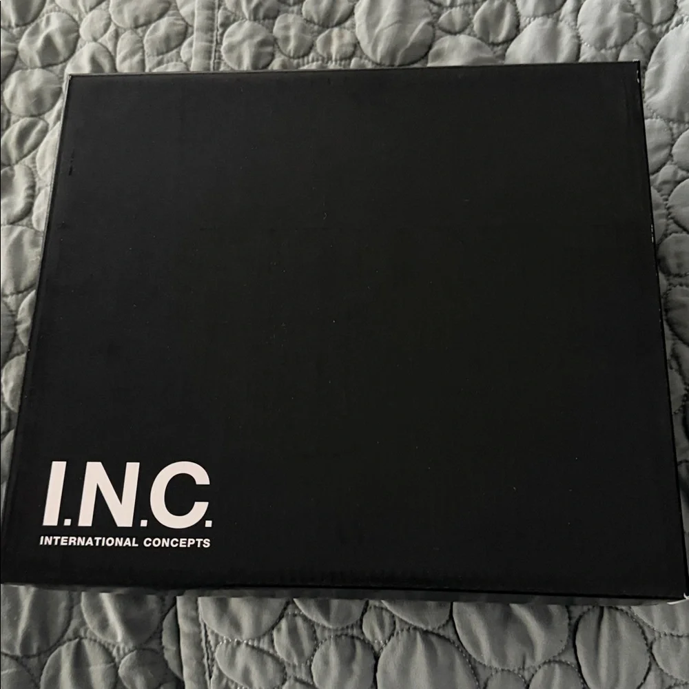 INC International Concepts polished pared