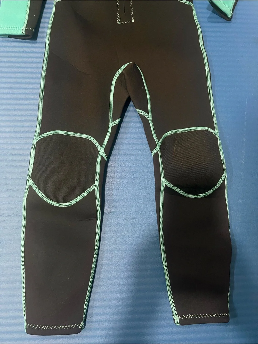 Hento Kids Full Body Wetsuit in Teal and Black
