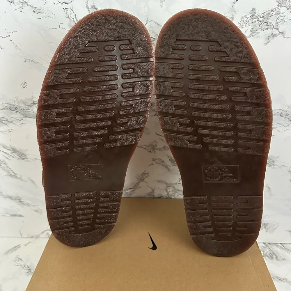 Dr. Martens new authentic