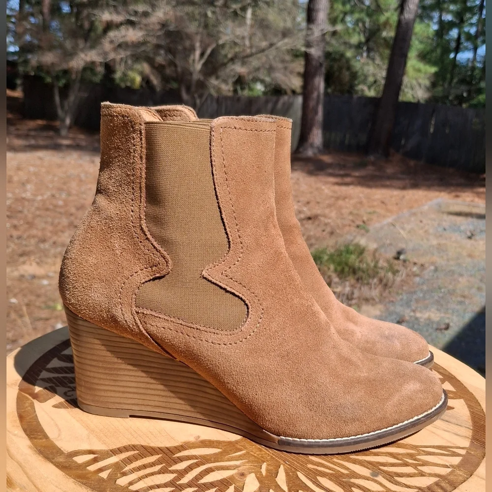 Andre Assous pre owned