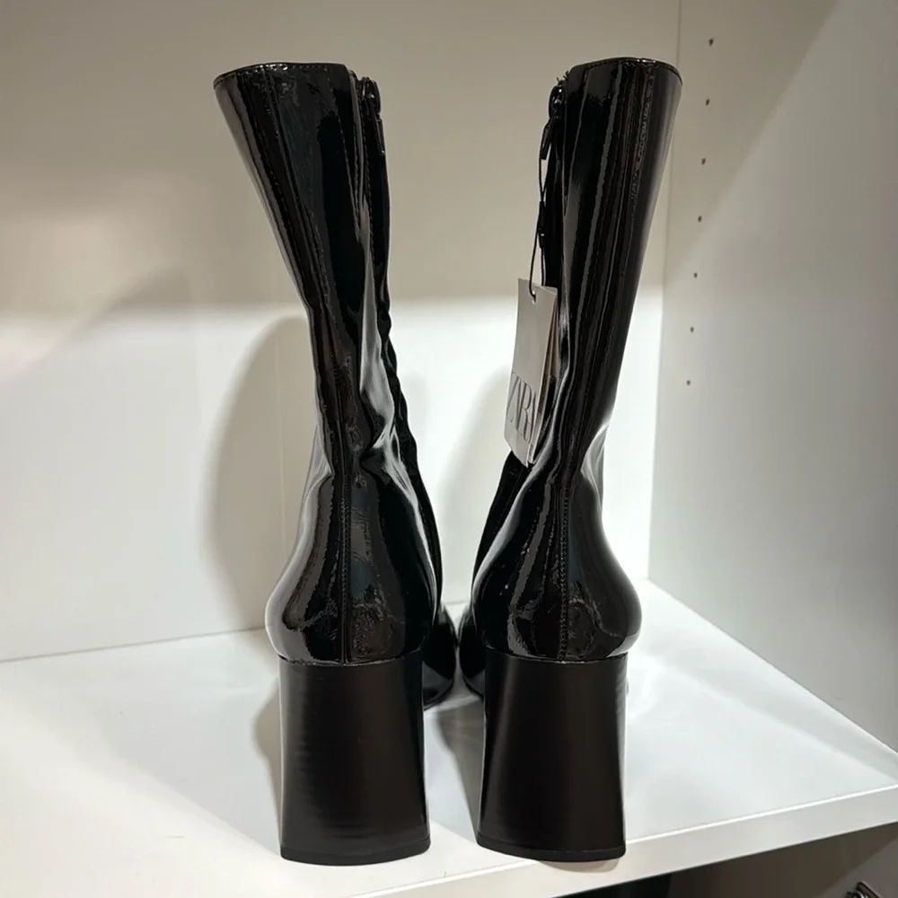 Zara chic modern