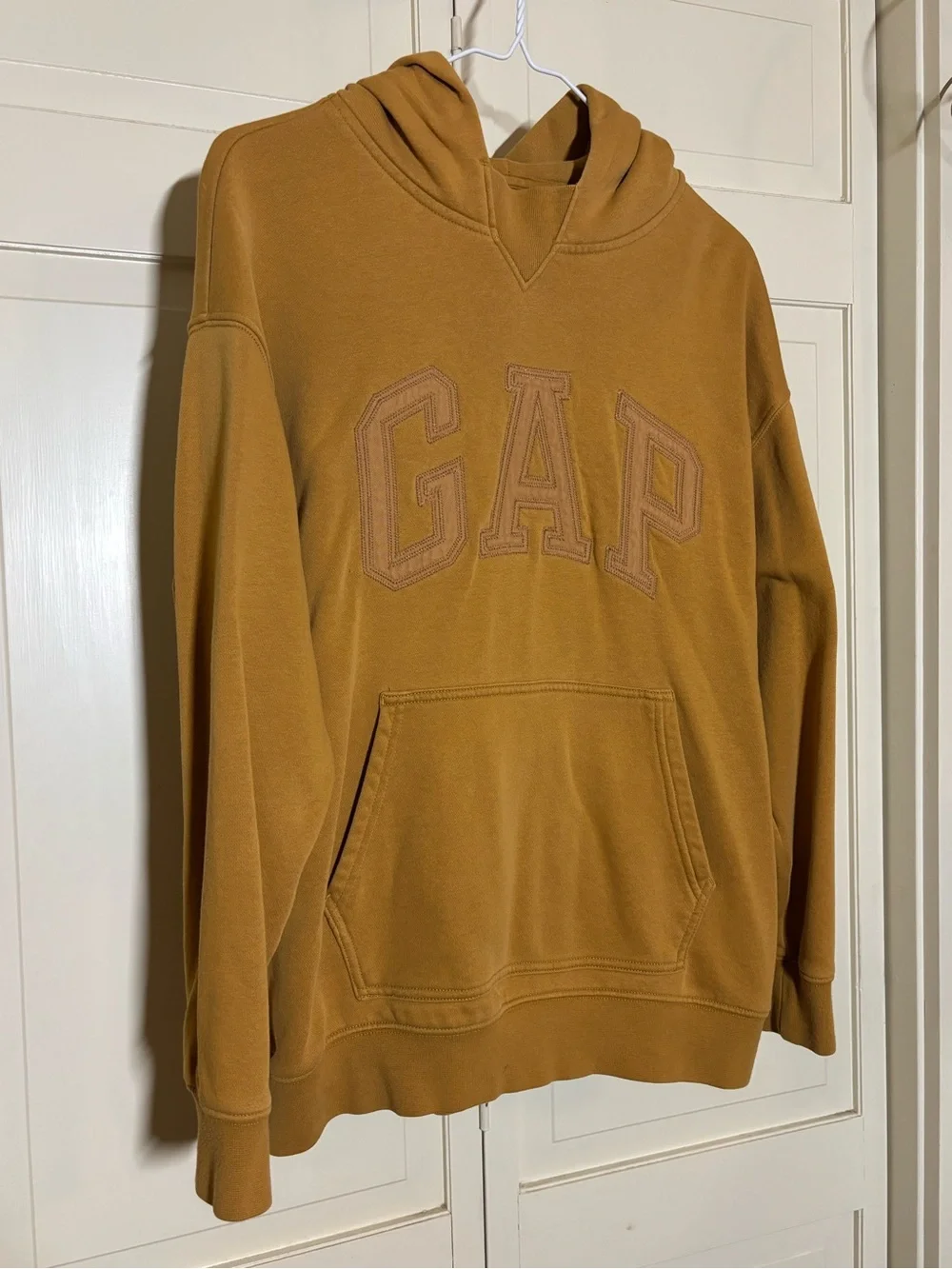 GAP hooded pullover