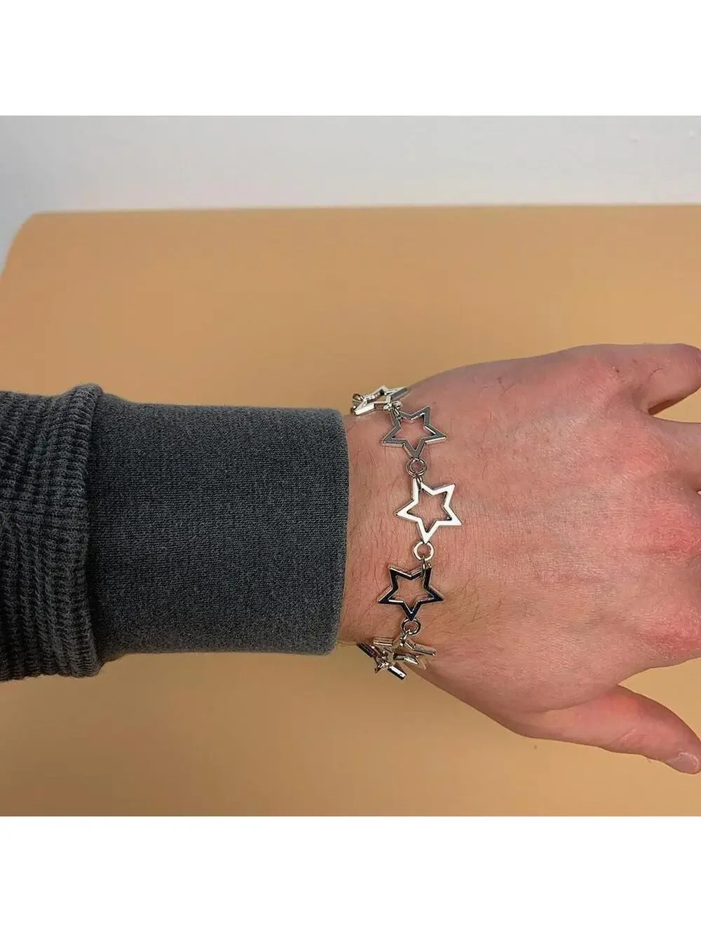 Y2k style silver star bracelet. Adjustable. Cool design. Nice quality and