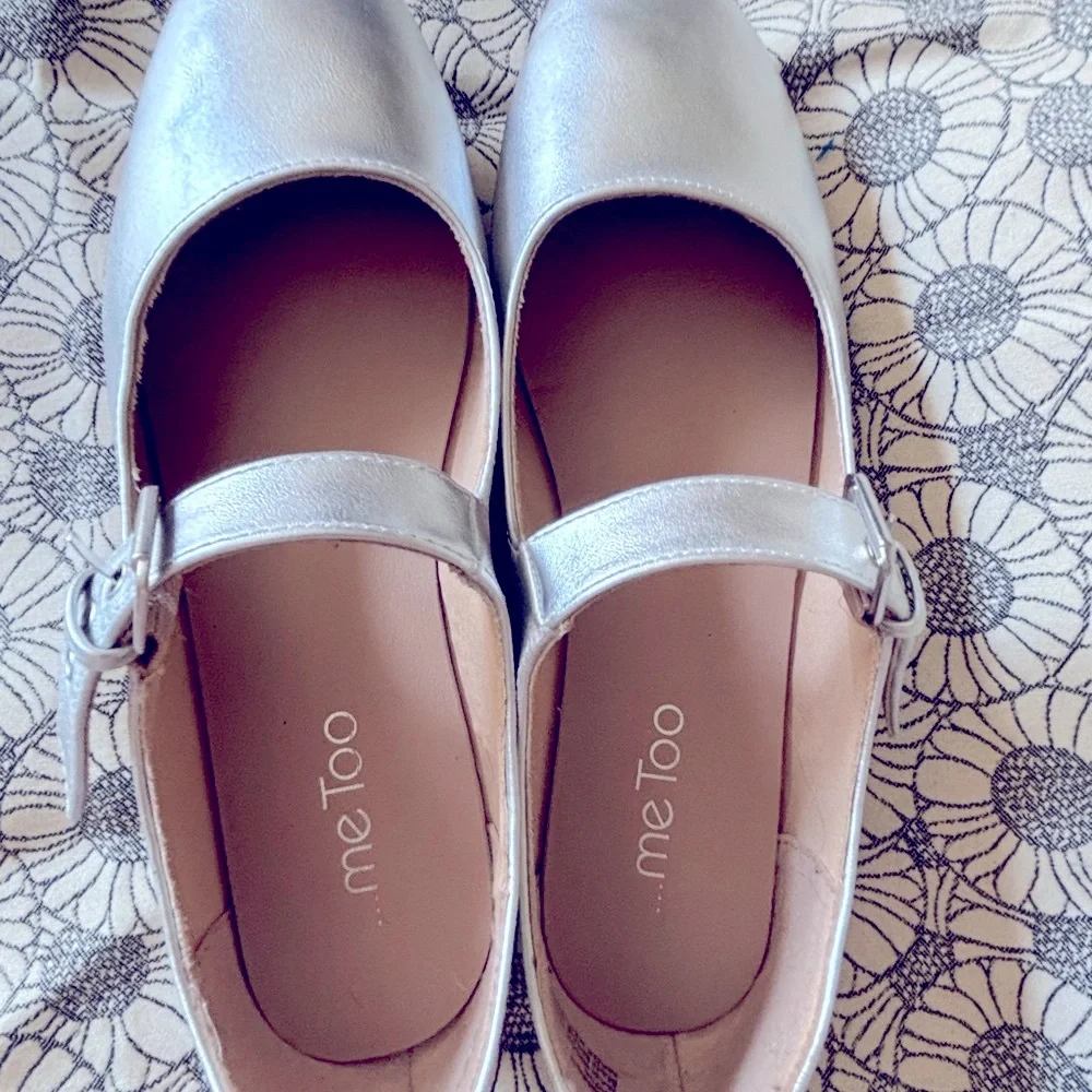 Anthropologie minimalist capsule
