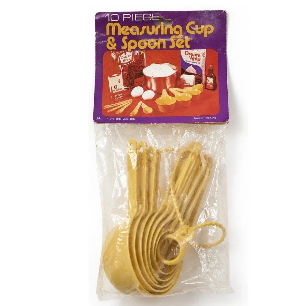 Vintage 1982 US Sales Corp 10 Piece Measuring Cup Spoon Set Harvest Gold New