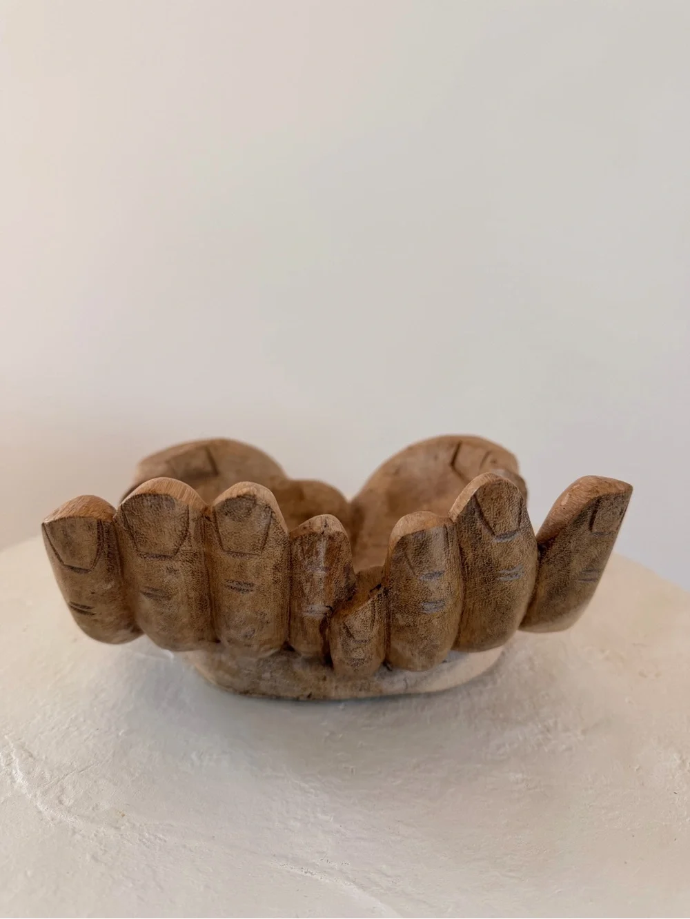 N/A carved suar