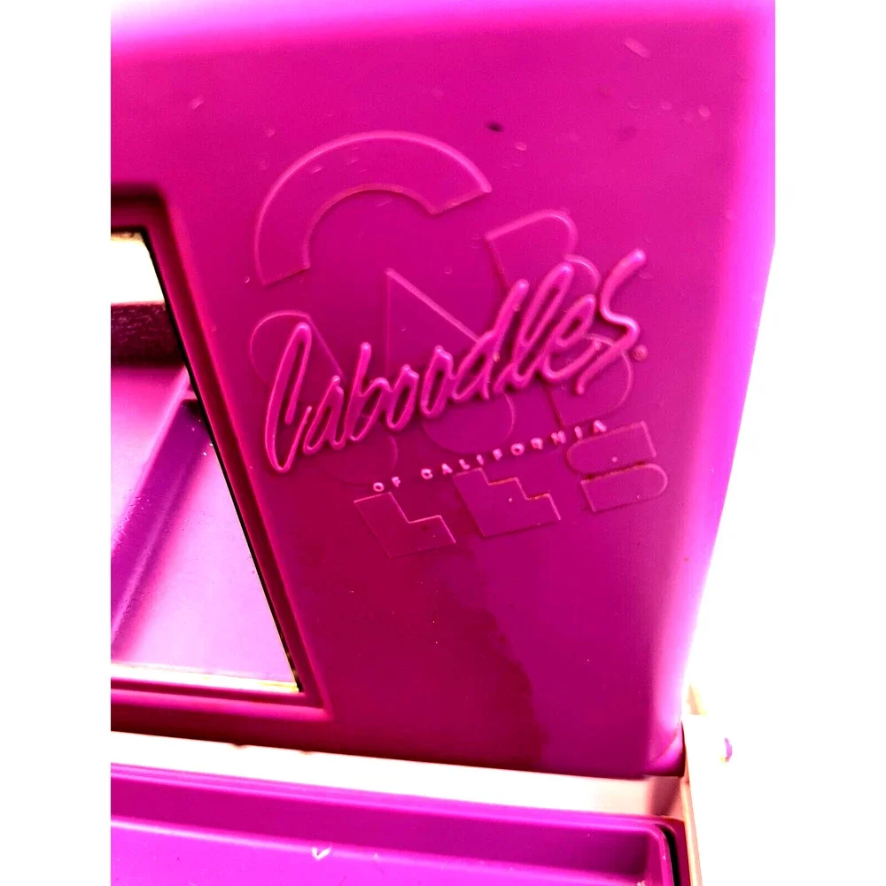 Caboodles go girl