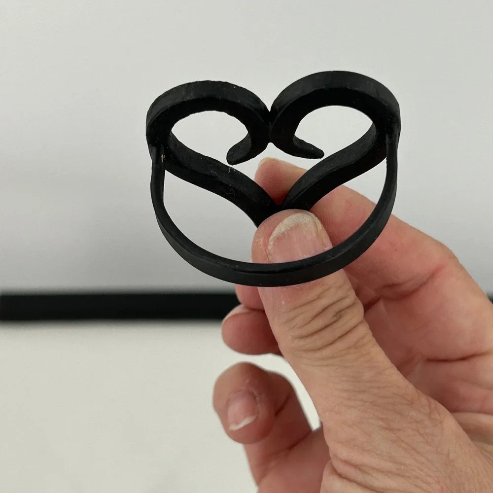 Wrought Iron Black Metal Heart Napkin Rings Set of 7 Farmhouse Decor Rustic Farm