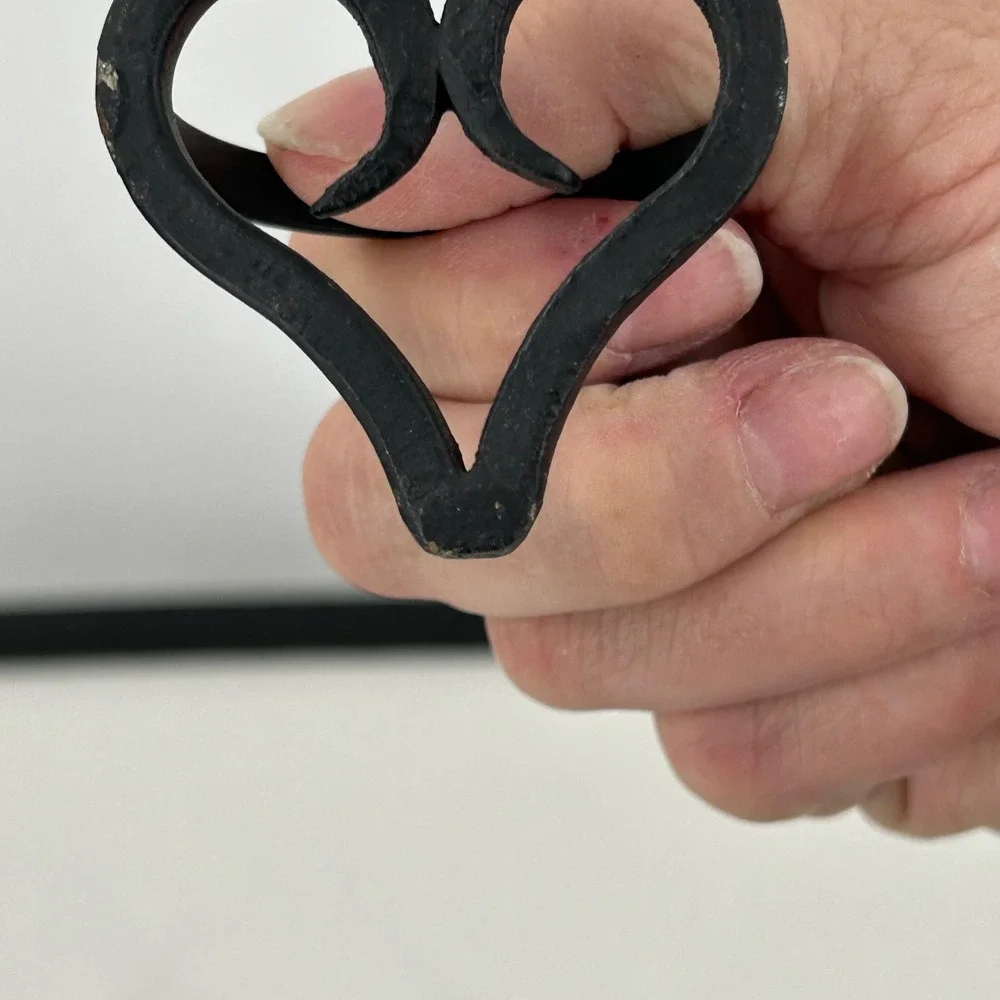 Wrought Iron Black Metal Heart Napkin Rings Set of 7 Farmhouse Decor Rustic Farm