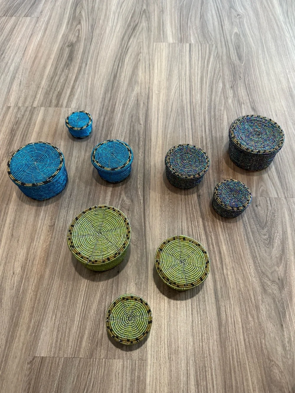 N/A set handwoven