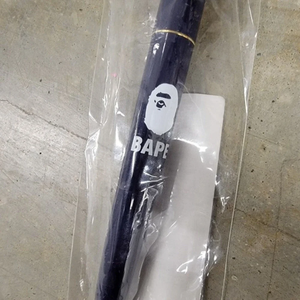 A BATHING APE Goods HEAD PEN Blue Logo Sealed NIP Ink‎ Writing Collectible